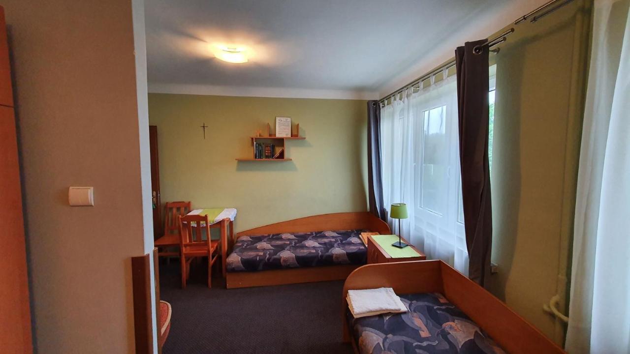 Wieczernik Dom Rekolekcyjny Ksiezy Pallotynow Swieta Katarzyna  Luaran gambar